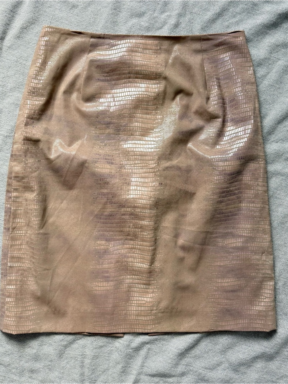 90s Vintage Worth Faux-Suede Snake-Embossed Pencil Skirt - Taupe